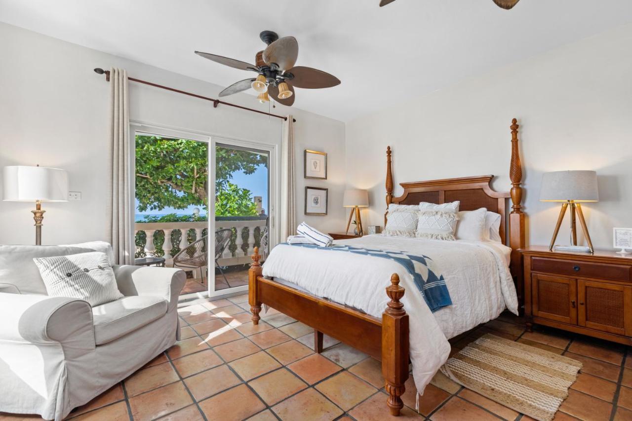Tres Sirenas Beach Inn Rincon Exterior photo
