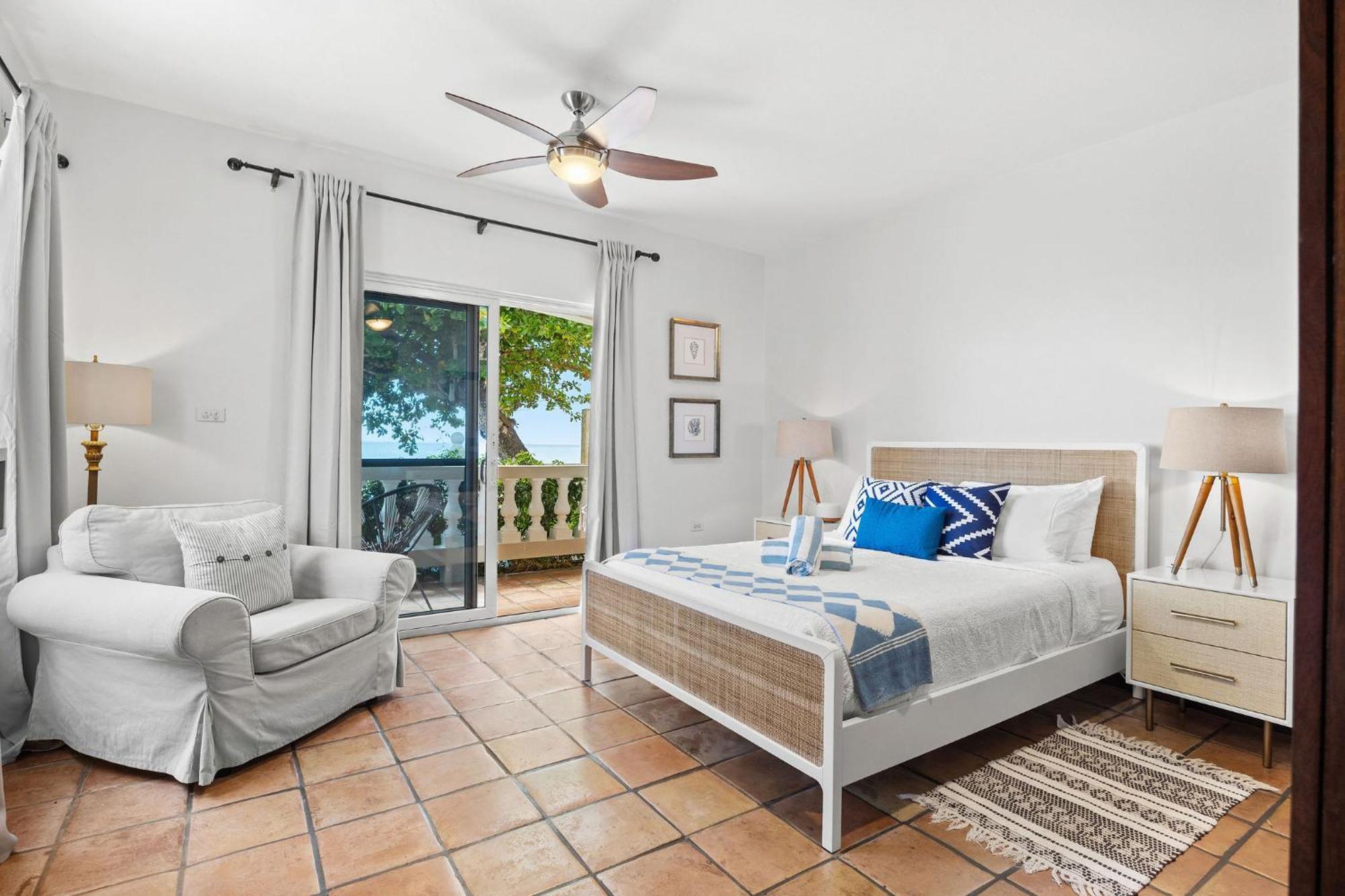 Tres Sirenas Beach Inn Rincon Exterior photo